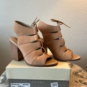 Hinge suede sandals